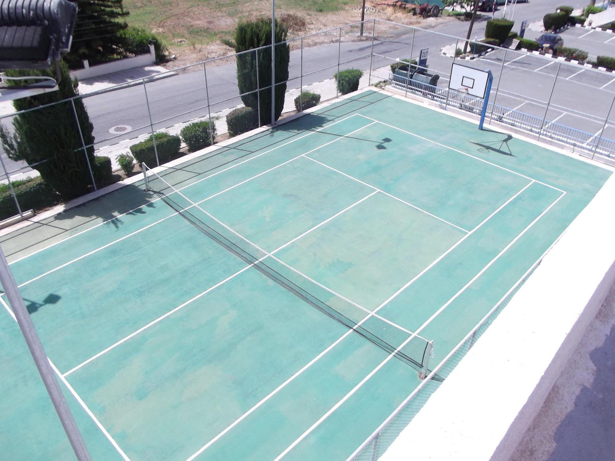 Kefalonitis Hotel Apartments Paphos Bagian luar foto